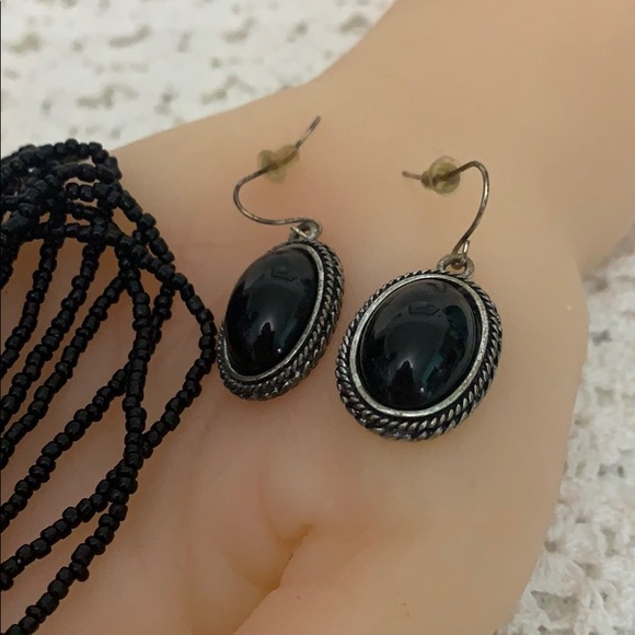 Vintage Onyx (w/black seed bead) Jewelry Set - Picture 3 of 4